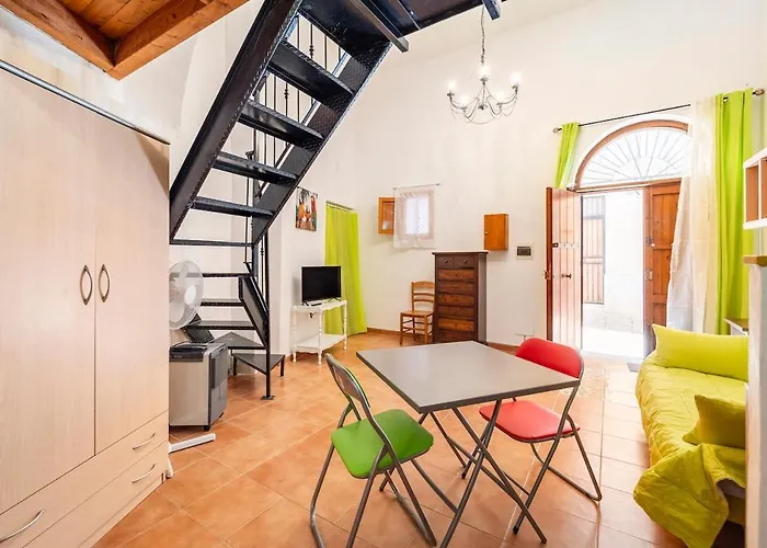 La Petite Bastet Palermo